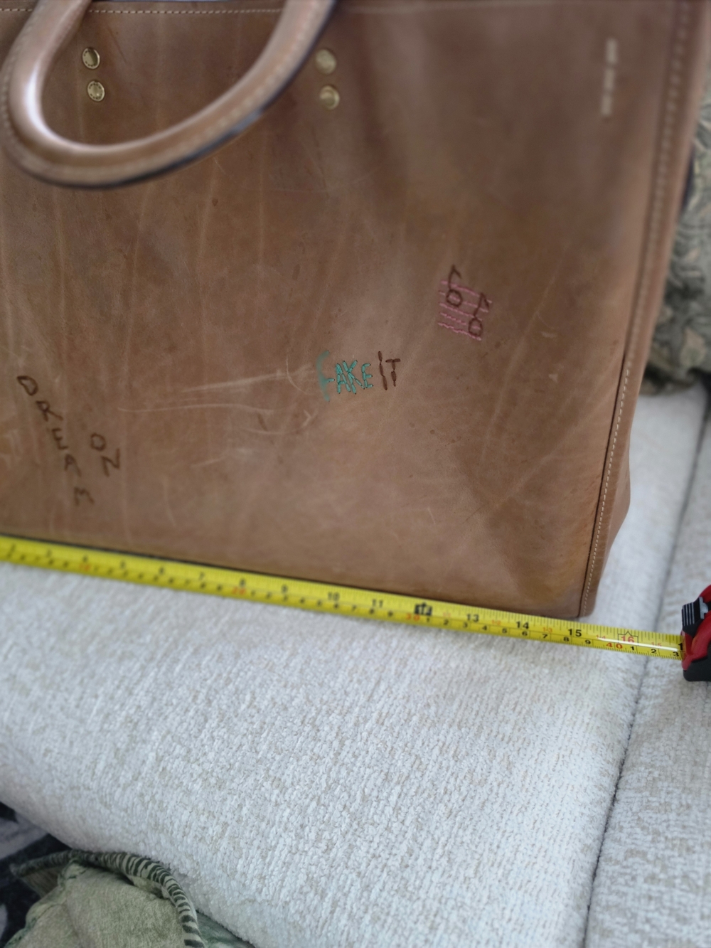 Coach Rogue 39 “Unicorn” Leather Bag – Rare Diary Doodle Embroidery – Limited Ed - Picture 14 of 16